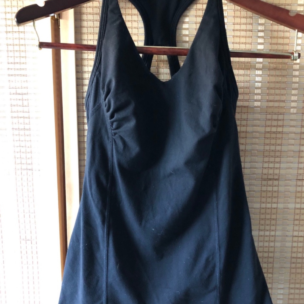 LULULEMON Tank Top Women’s Size 4 Black